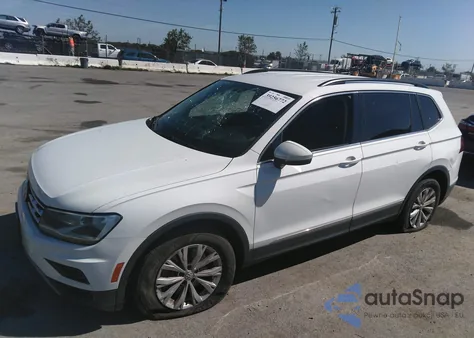 2018 Volkswagen Tiguan 2.0T Se/2.0T Sel z USA, uszkodzony, nr VIN 3VV3B7AX0JM133899